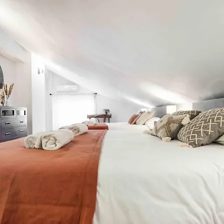 Private Terrace, Barbecue & Cathedral View By Rems Apartment *